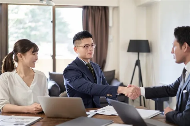 「企業内転勤」と互換性がある在留資格の画像