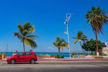メキシコ暮らしは車があると便利!自家用車の利点と購入のステップを解説!