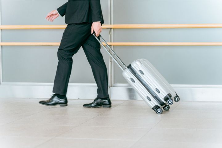 海外赴任とは？転勤や駐在との違い・海外での仕事内容について解説 