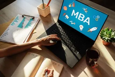 海外MBA取得者に人気の就職先とは?MBA取得後のキャリアについて解説