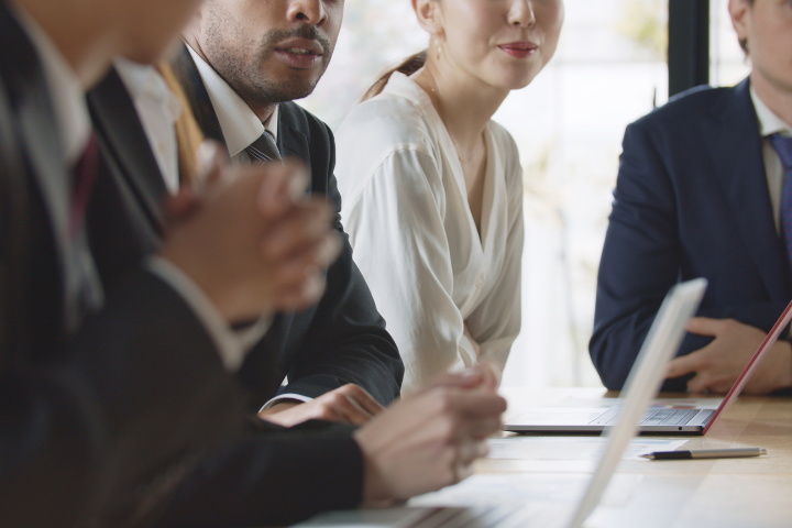 外資系経理が「ホワイト」な4つの理由！労働環境や働きやすさについて解説