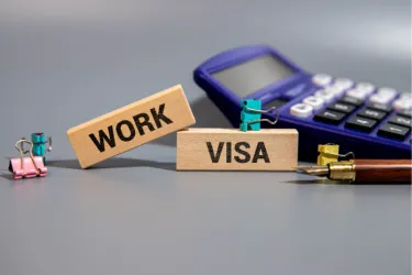 アメリカで働くのに必要な就労ビザは?取得の手順と申請時の注意点も解説