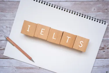 IELTS（アイエルツ）とは？スコアの目安や申し込み方法・勉強法を解説